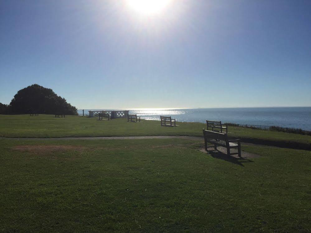 The View Hotel Folkestone, A Member Of Radisson Individuals 외부 사진