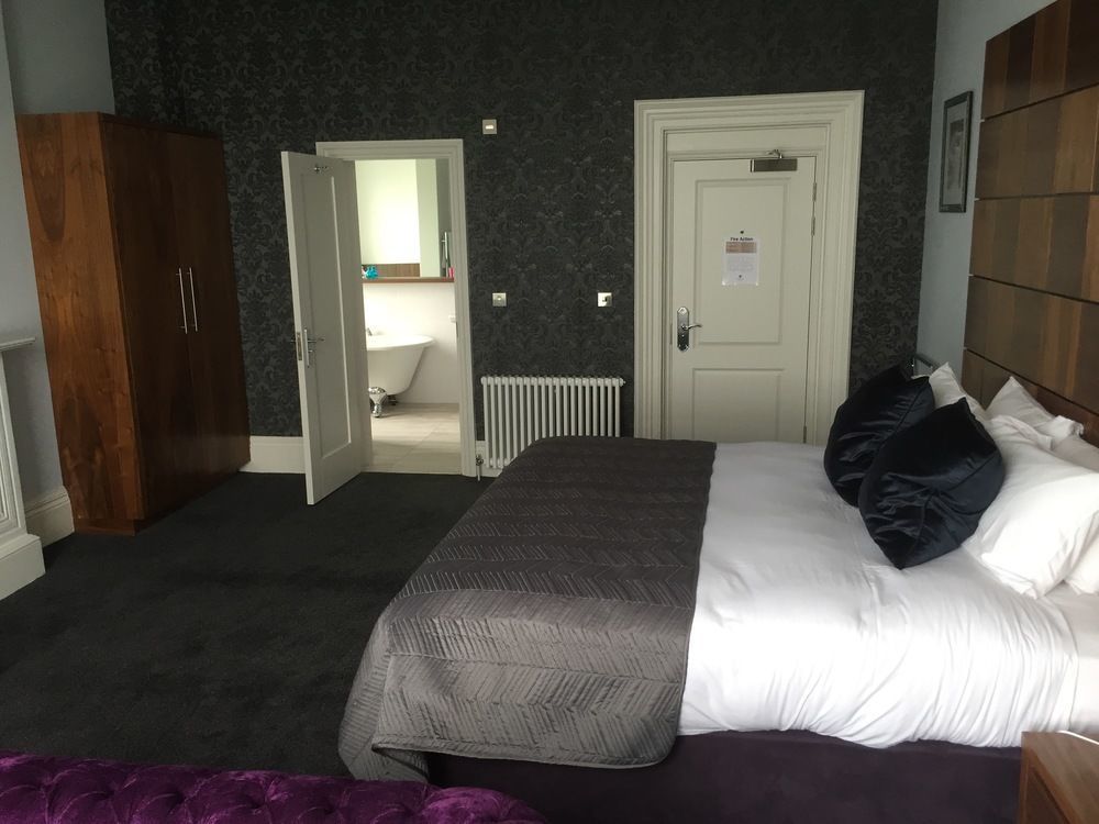 The View Hotel Folkestone, A Member Of Radisson Individuals 외부 사진