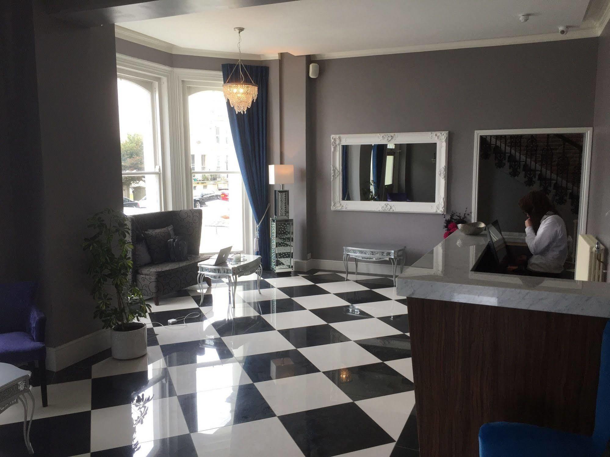 The View Hotel Folkestone, A Member Of Radisson Individuals 외부 사진