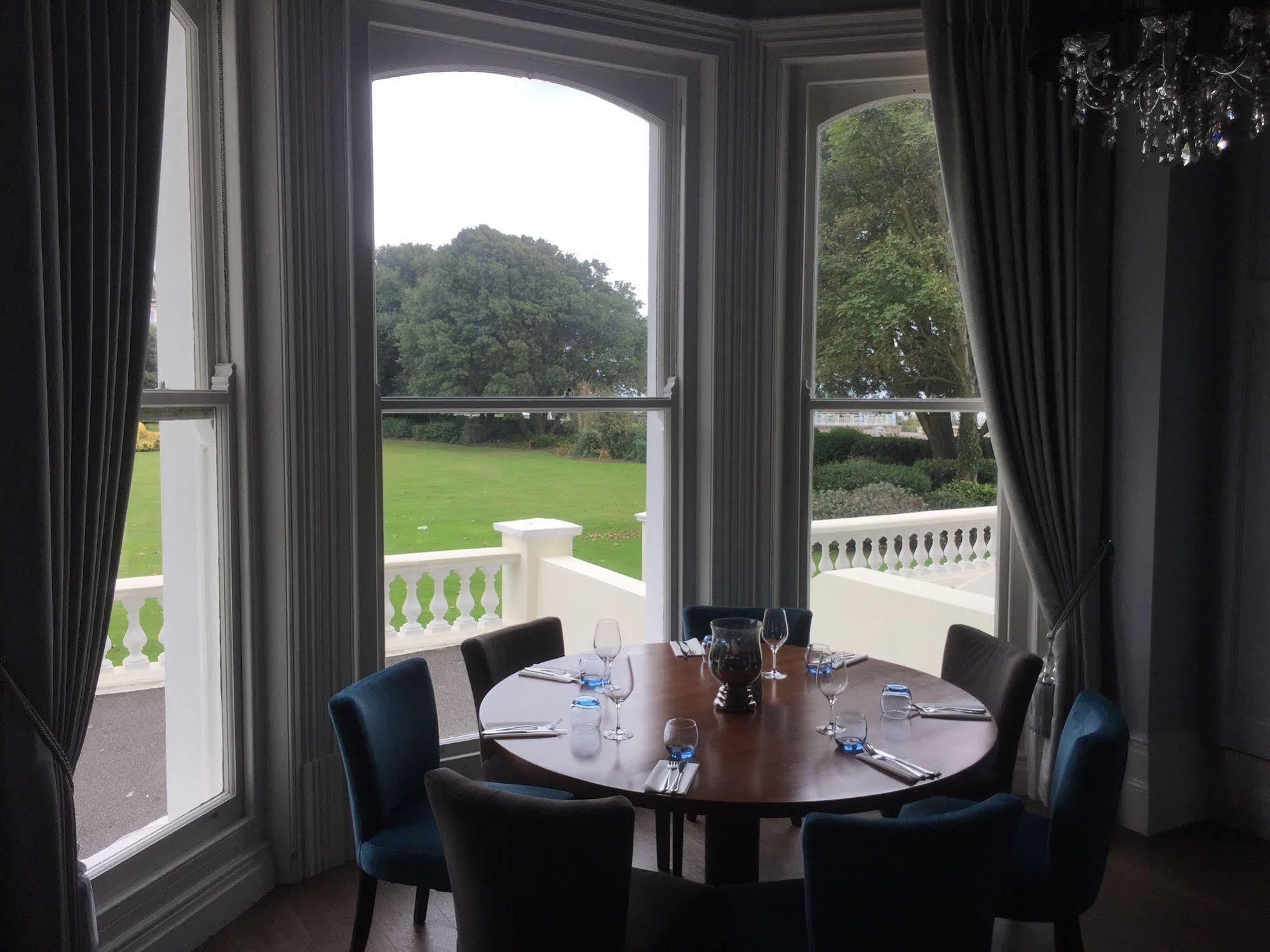The View Hotel Folkestone, A Member Of Radisson Individuals 외부 사진