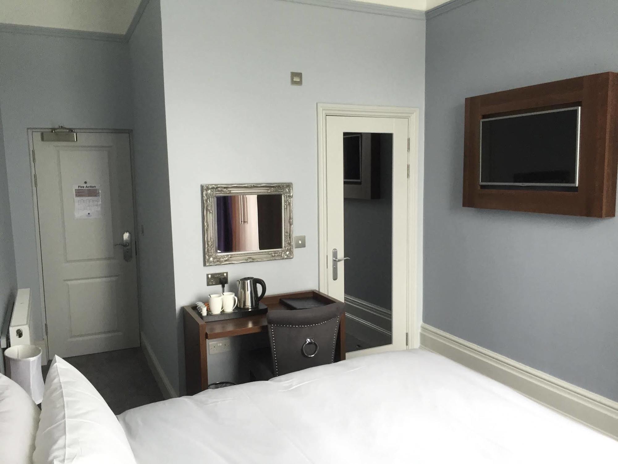 The View Hotel Folkestone, A Member Of Radisson Individuals 외부 사진